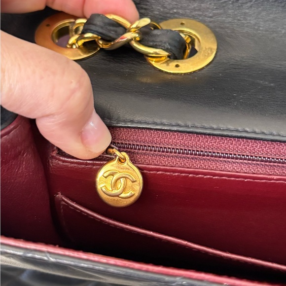 Chanel Black Quilted Vintage Jumbo Leather Bag - Picture 14 of 16